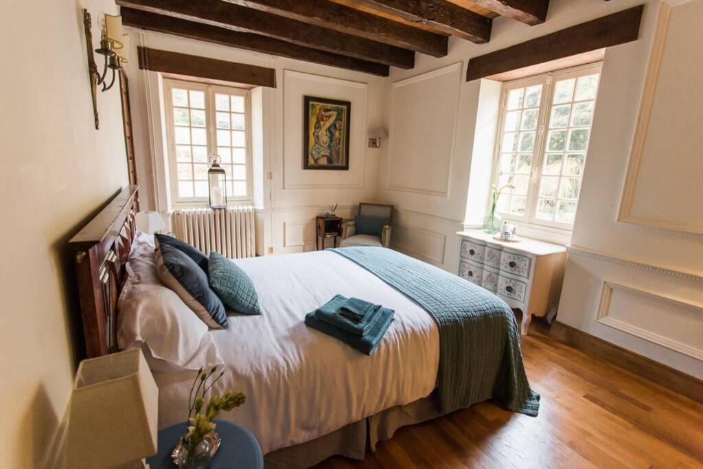 Chateau La Carriere Saint Cyprien Bagian luar foto