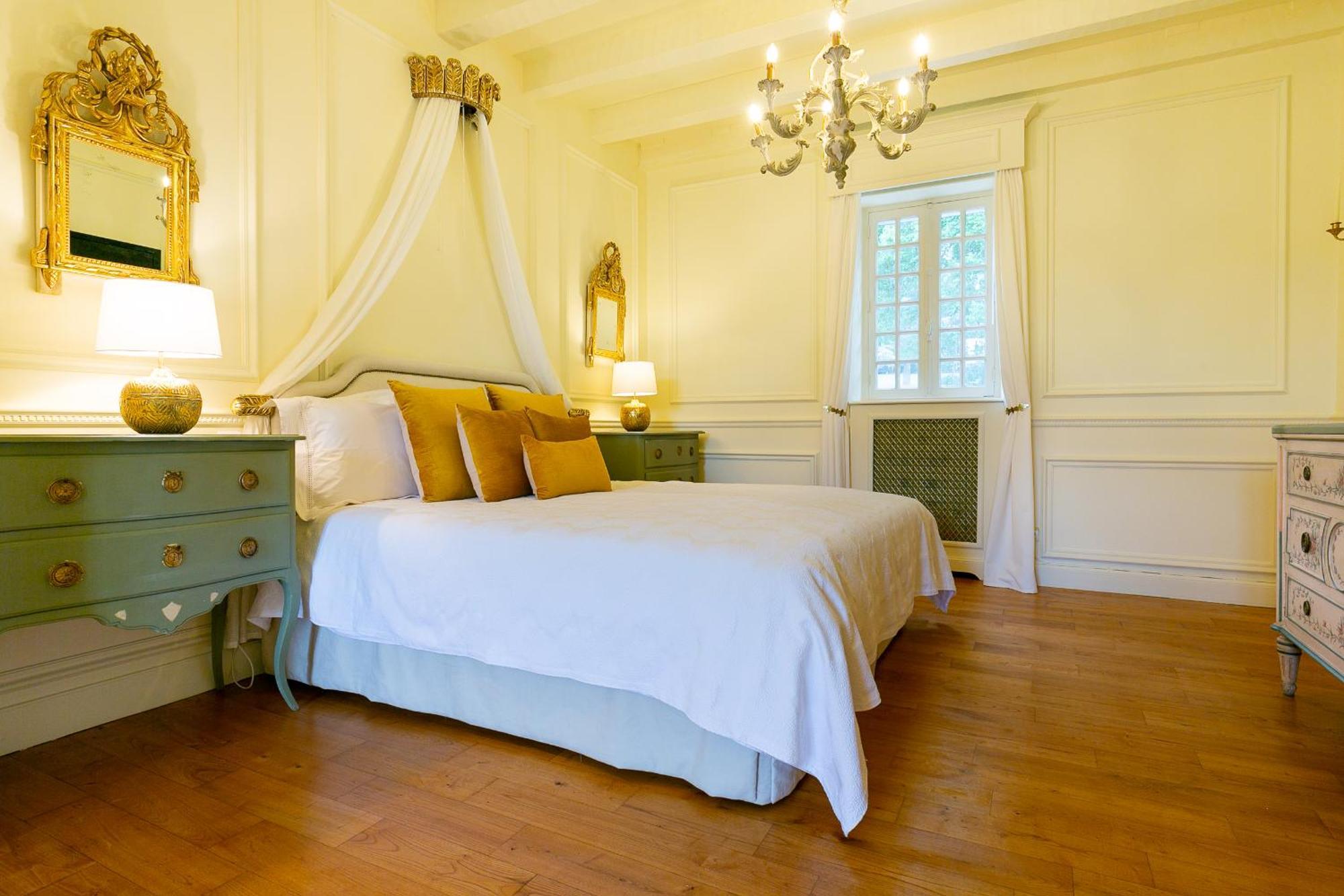 Chateau La Carriere Saint Cyprien Bagian luar foto
